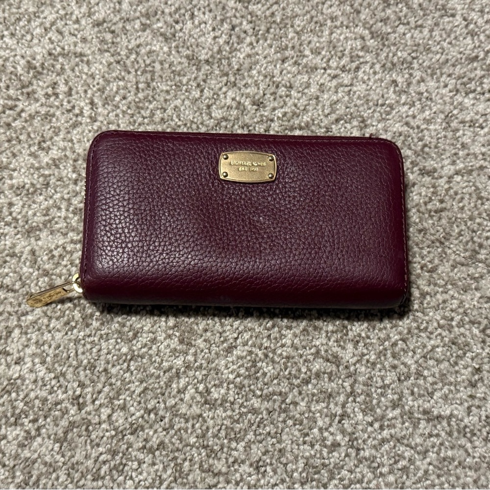 Michael Kors Burgundy Zip Wallet